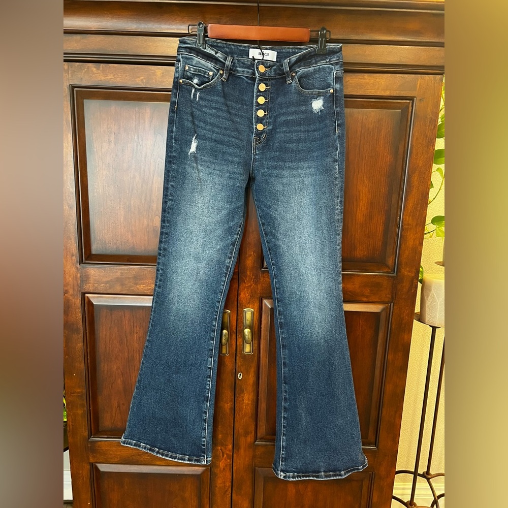 NWOT Women's Mica Los Angeles Button Fly Flare Blue Jeans